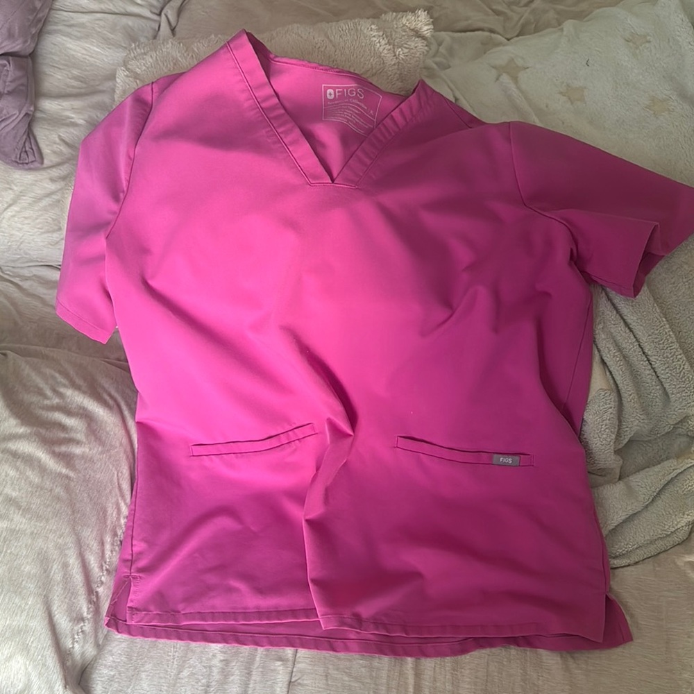 Figs Vibrant Pink Scrub Set